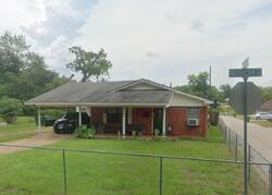  Birch St, Palestine TX
