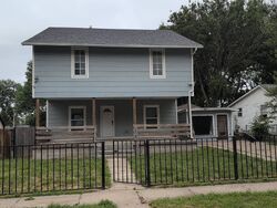  N Elm St, Newton KS