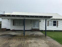 Pre-foreclosure in  Ledet Dr Thibodaux, LA 70301
