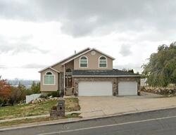Pre-foreclosure in  Lakeview Dr Ogden, UT 84414