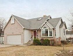 Pre-foreclosure in  W 4425 S Roy, UT 84067