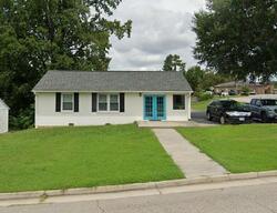  Sweetbriar Dr, Danville VA