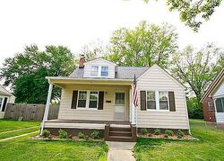 Pre-foreclosure in  Chesterfield Rd Hampton, VA 23661