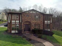 Pre-foreclosure in  Ashlawn Dr Charleston, WV 25303