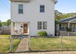 Pre-foreclosure in  INDIANA AVE Charleston, WV 25302