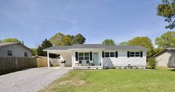 Pre-foreclosure in  Morris St Sw Hartselle, AL 35640