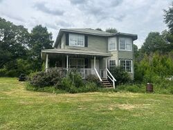 Pre-foreclosure in  Herman Rd Jasper, AL 35503