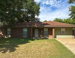 Pre-foreclosure in  Elsie St Batesville, AR 72501