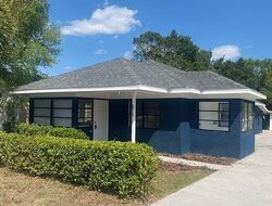 Pre-foreclosure in  Lemon St Auburndale, FL 33823