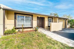 Pre-foreclosure in  E Fern Ln Hollywood, FL 33025