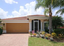 Pre-foreclosure in  Steinbeck Way Immokalee, FL 34142