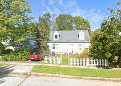 Pre-foreclosure in  Deerfield Ridge Dr Mystic, CT 06355