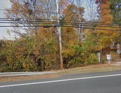 Pre-foreclosure in  Pine Trl East Hampton, CT 06424