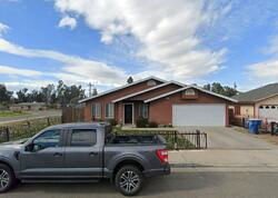 Pre-foreclosure in  S Vanderburgh St Caruthers, CA 93609