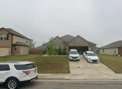Pre-foreclosure in  Woodlands Dr Kyle, TX 78640