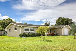 Pre-foreclosure in  Penguin Dr Holiday, FL 34690