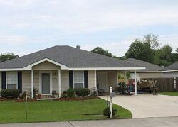 Pre-foreclosure in  Robyn St Gray, LA 70359