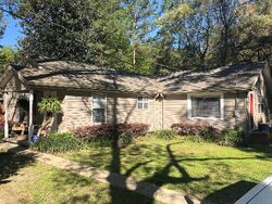 Pre-foreclosure in  Blankenship Dr Deridder, LA 70634