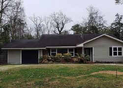 Pre-foreclosure in  Horseshoe Ln Sulphur, LA 70663