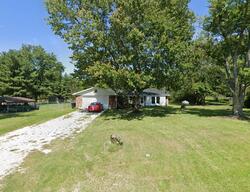 Pre-foreclosure in  Windy Hollow Rd Owensboro, KY 42301