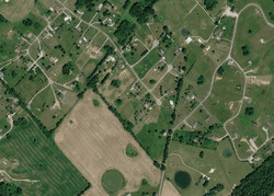 Pre-foreclosure in  Robbins Ln Vine Grove, KY 40175