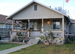Pre-foreclosure in  Lincoln Ave Bakersfield, CA 93308