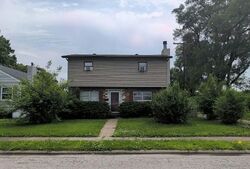 Pre-foreclosure in  Spring Ave Granite City, IL 62040