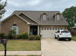 Pre-foreclosure in  TRENTON CREEK LN Meridianville, AL 35759