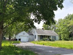 Pre-foreclosure in  W Rock Springs Rd Decatur, IL 62521