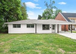 Pre-foreclosure in  Court St Port Allen, LA 70767