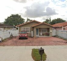  E 11th St, Hialeah FL