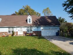 Pre-foreclosure in  Knottingham Ln Stevensville, MI 49127