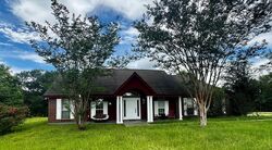 Pre-foreclosure in  Rester Rd Picayune, MS 39466