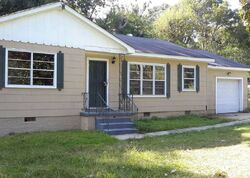Pre-foreclosure in  SHAMROCK DR Jackson, MS 39204