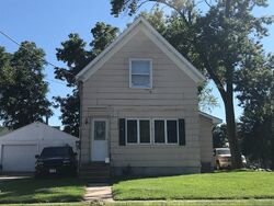 Pre-foreclosure in  3rd St Madelia, MN 56062