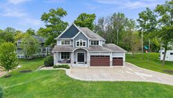 Pre-foreclosure in  Judicial Rd Lakeville, MN 55044