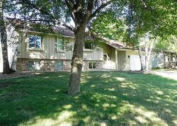 Pre-foreclosure in  Hawthorne Ln Stillwater, MN 55082
