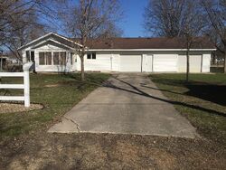 Pre-foreclosure in  N Walnut St Belle Plaine, MN 56011