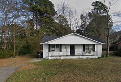 Pre-foreclosure in  S Kennedy St Beulaville, NC 28518