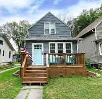 Chestnut St, Grand Forks, ND