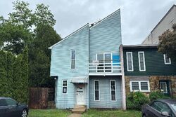 Pre-foreclosure in  Dickens Ter Newark, DE 19702