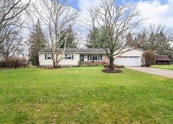 Pre-foreclosure in  Ridgecrest Dr Wadsworth, OH 44281