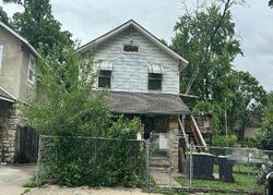 Pre-foreclosure in  Smart Ave Kansas City, MO 64124