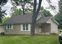 Pre-foreclosure in  Howell St Park Hills, MO 63601