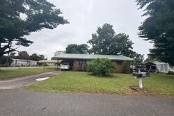  Mcdougal Dr, Malden MO