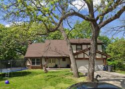 Pre-foreclosure in  W Colony Sq Saint Joseph, MO 64506
