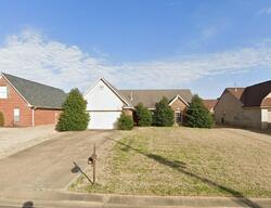 Pre-foreclosure in  Tealwood Dr Horn Lake, MS 38637