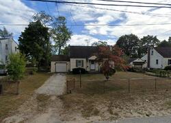 Pre-foreclosure in  Monsen St Central Islip, NY 11722