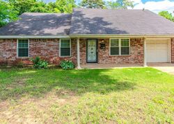 Pre-foreclosure in  W 6th St Little Rock, AR 72205