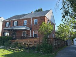  S 9th St, Allentown PA